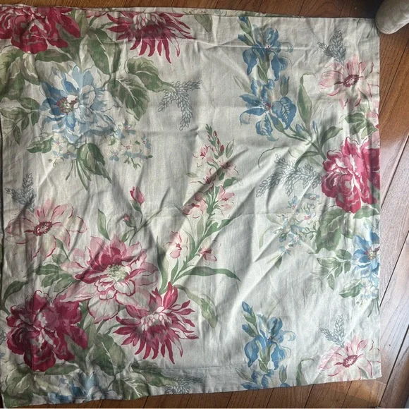 New Pottery Barn Marla Euro Shams (two shams) floral linen blend - Picture 2 of 9